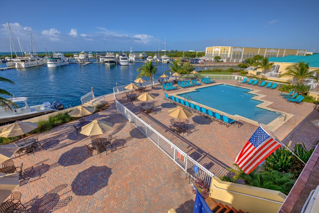 Key West Harbour Oceanfront Suites Exterior photo
